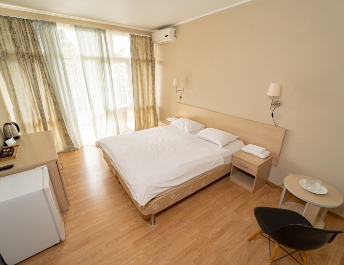 Стандарт 2-местный 1-комнатный Стандарт - Отель «Гагра»